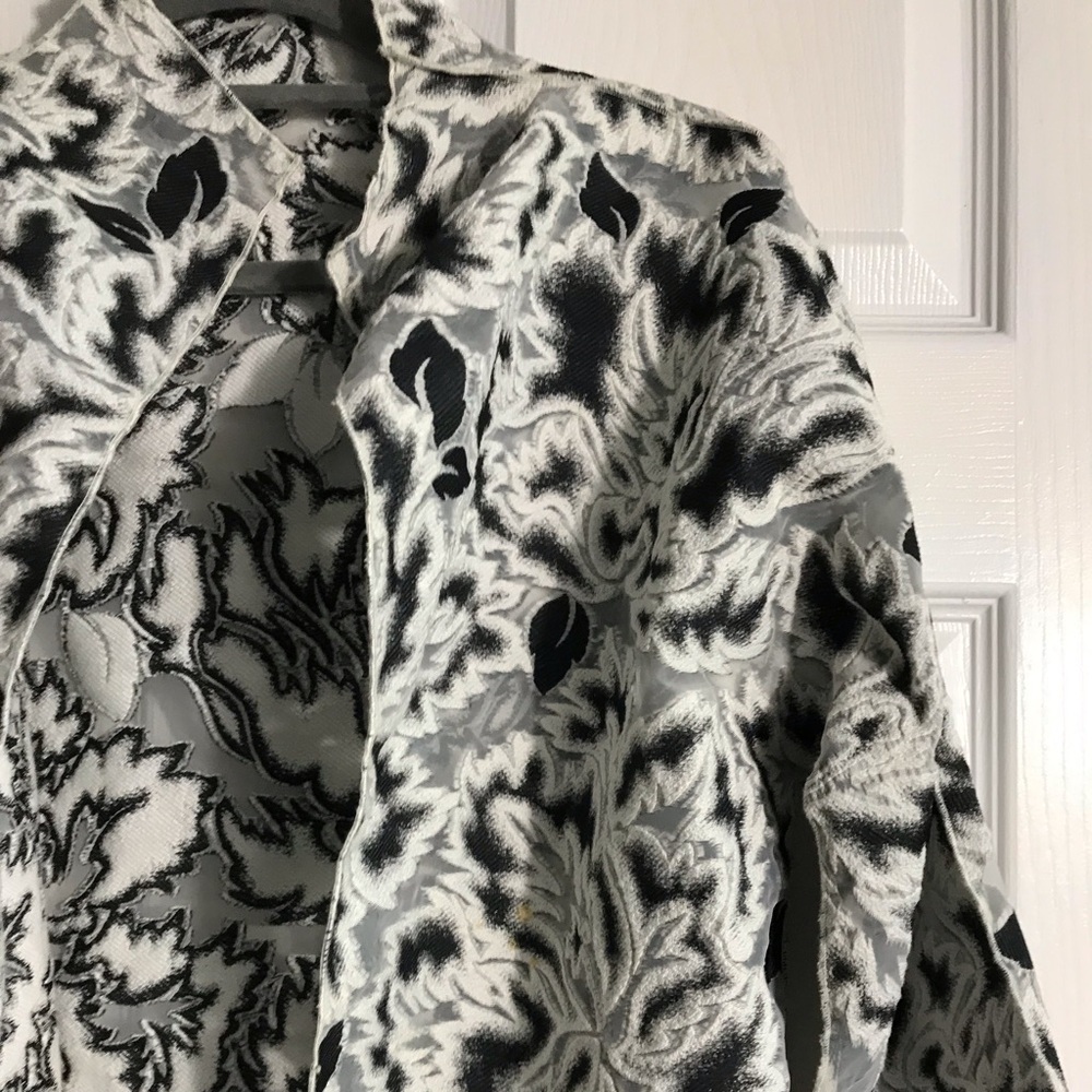Margot Rozanska Sheer Black and White Leaf Pattern Jacket Top M - Picture 4 of 8